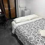Capruzzi 240 Πανσιόν