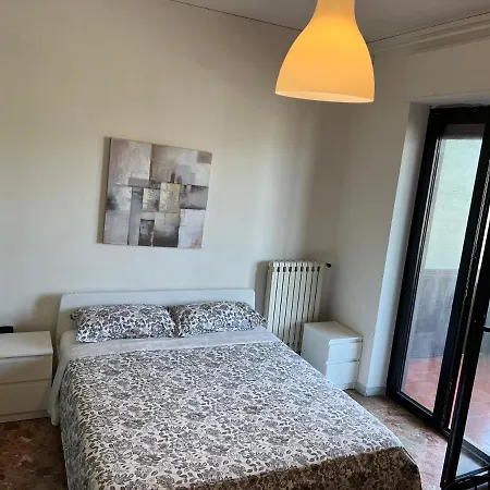 Capruzzi 240 Pensionat Bari