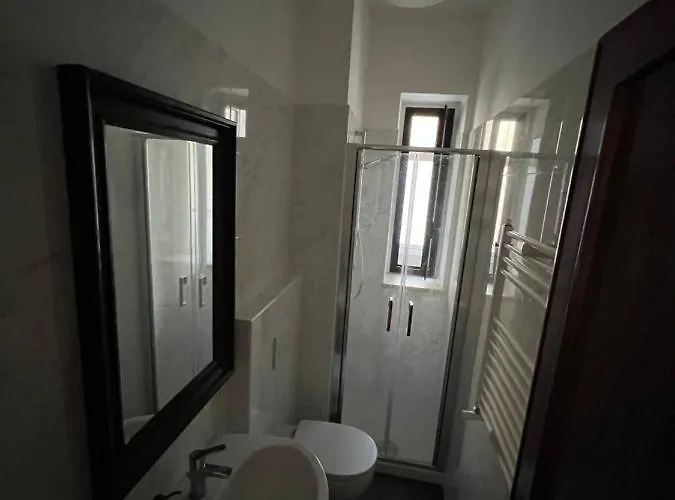 Capruzzi 240 בית הארחה *